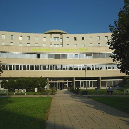 Hotel Kolej Akademie Brno Exterior foto